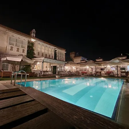 Monottoman Hotel 2*