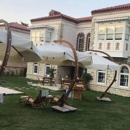 Monottoman ホテル 2*