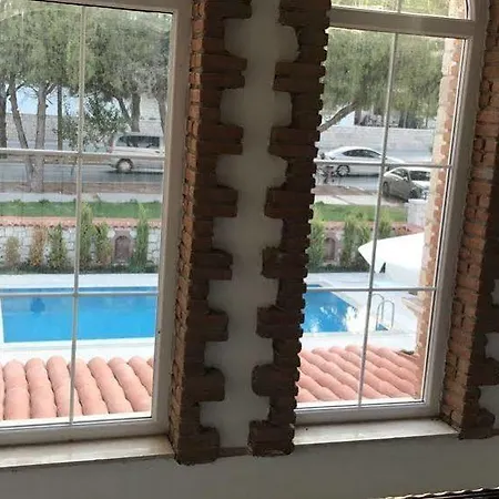 Hotel Monottoman 2*