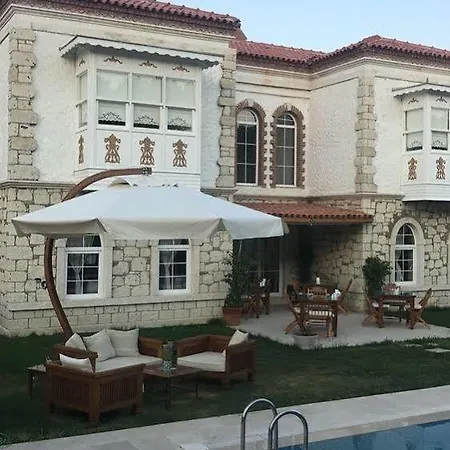 Hotel Monottoman 2*