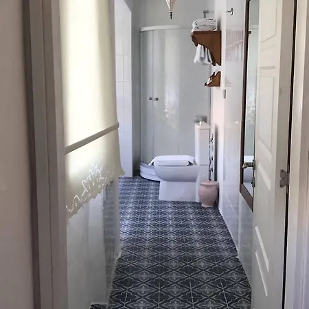 Hotel Monottoman 2*