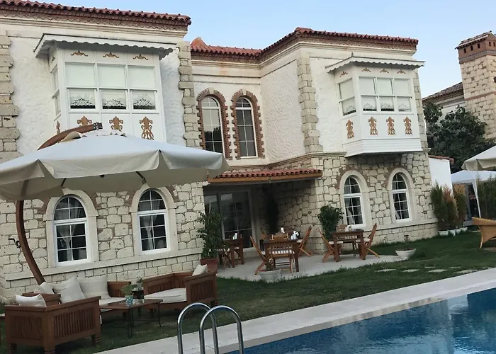 Hotel Monottoman 2*