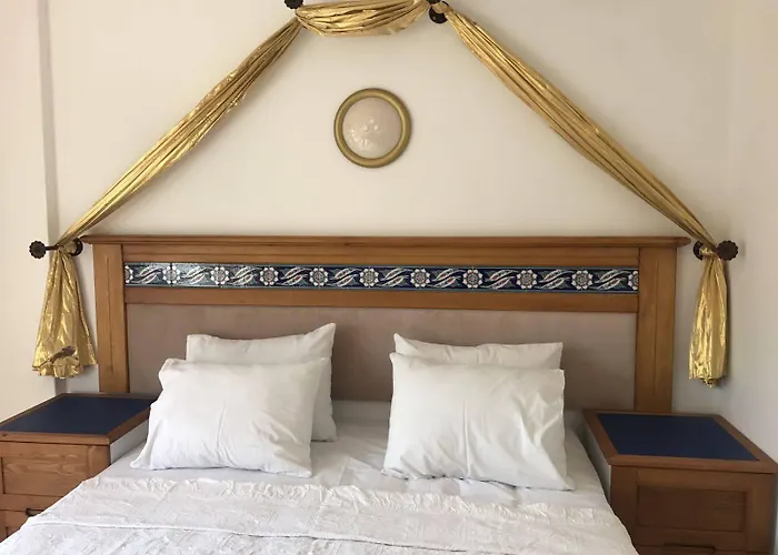 Monottoman Hotel 2*