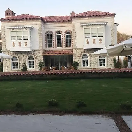 Monottoman Alaçatı