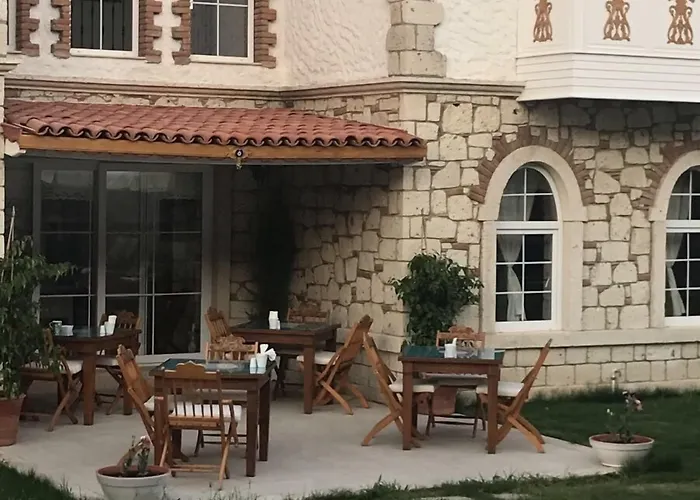 Monottoman 2* Alacati