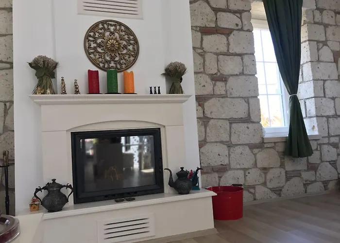 Monottoman 2* Alacati